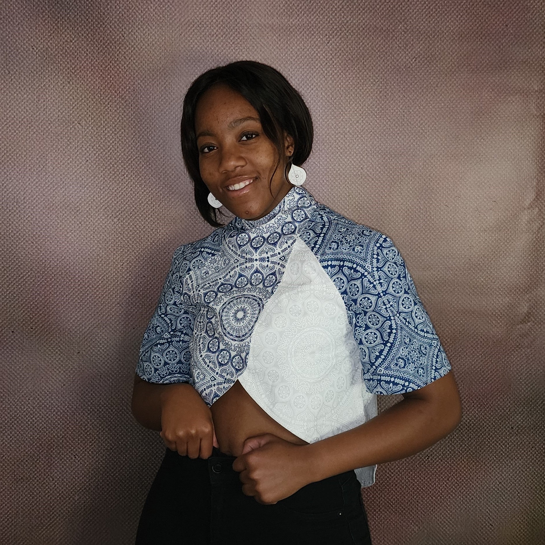 Shweshwe Feminie White crop top reversible set