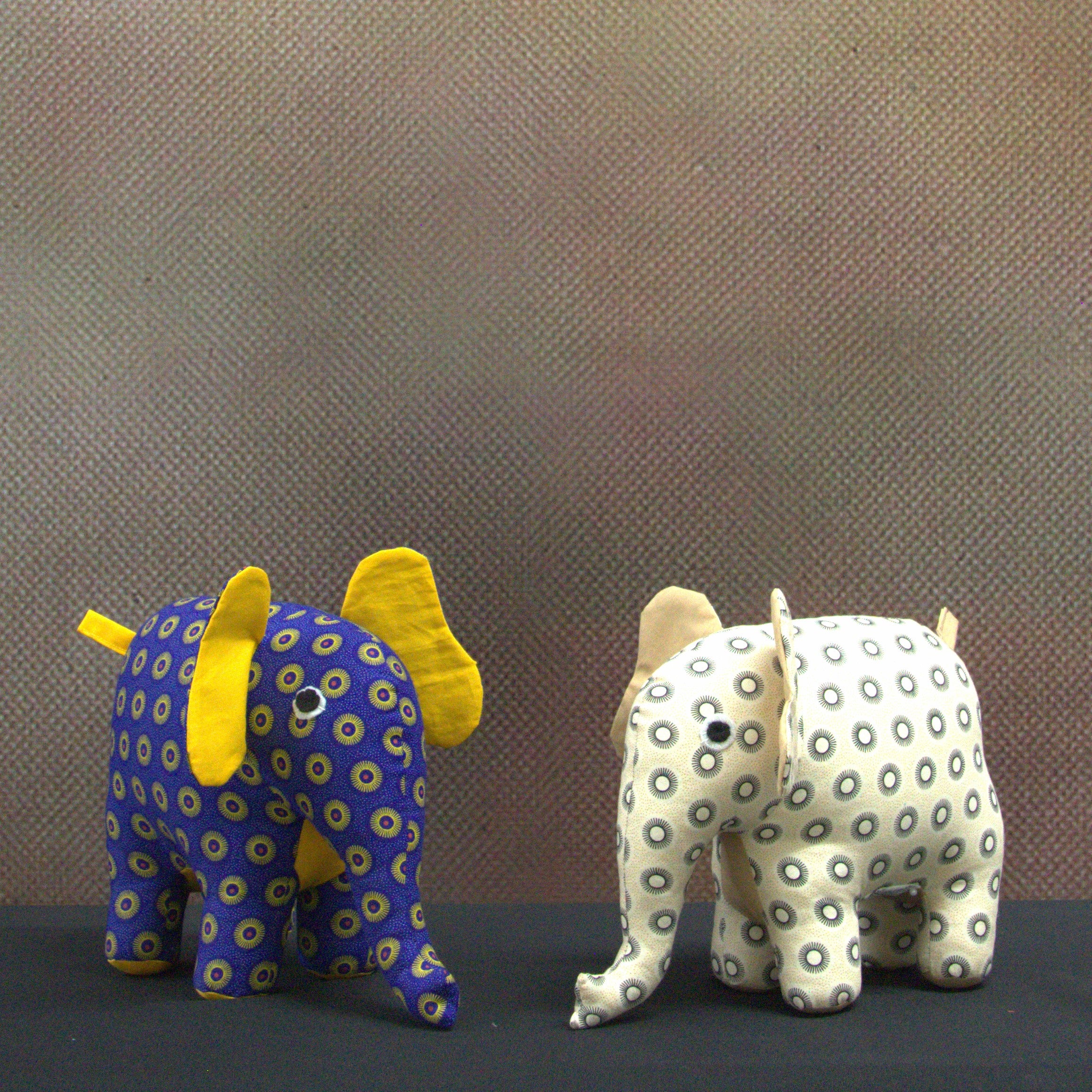 Plüschtier Lala Elefant