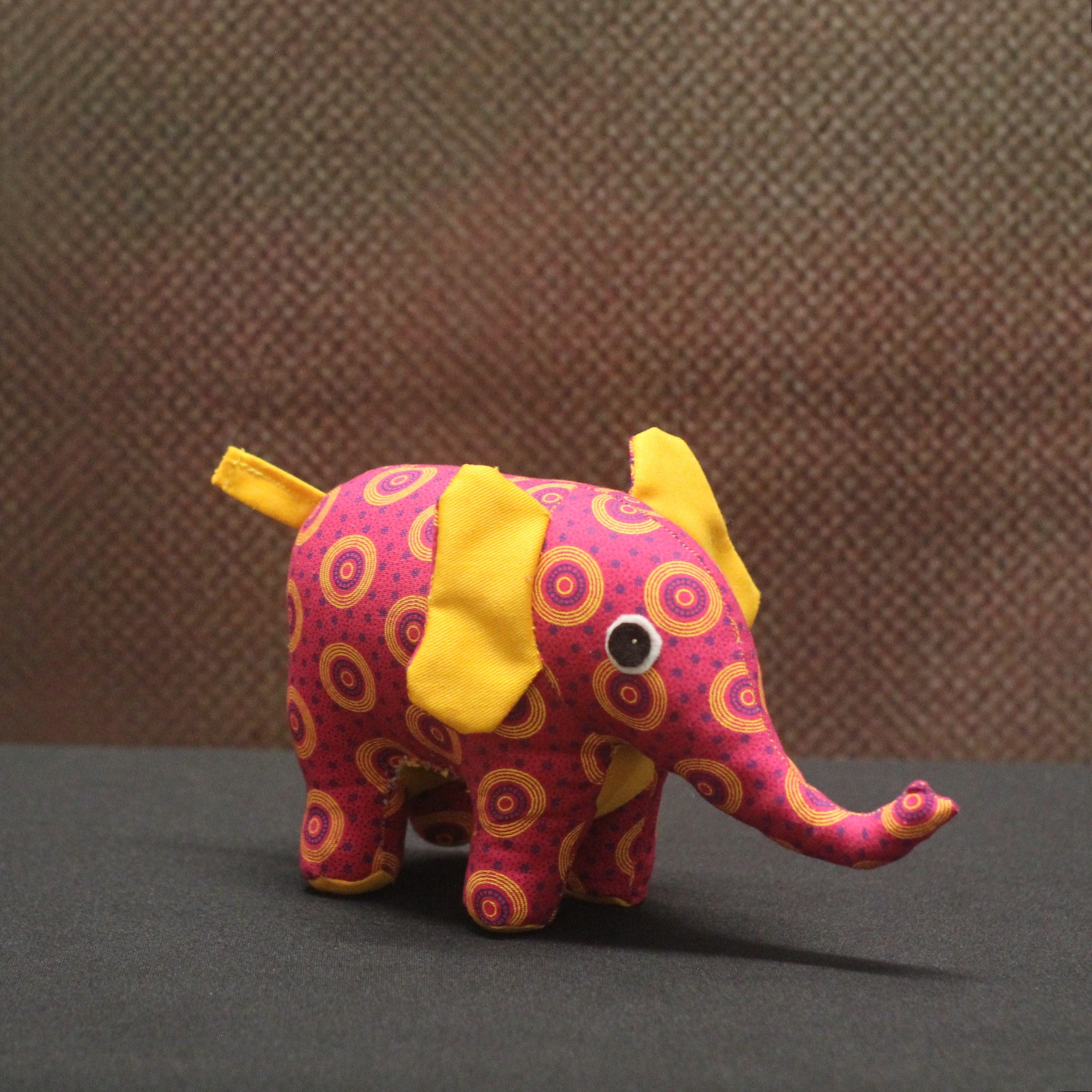 Plüschtier Lala Elefant