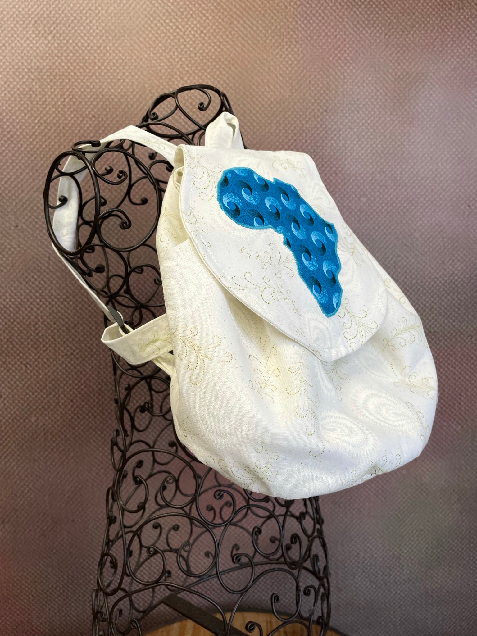 Maßgeschneiderte Kinderrucksacktasche mit Afrika-Detail